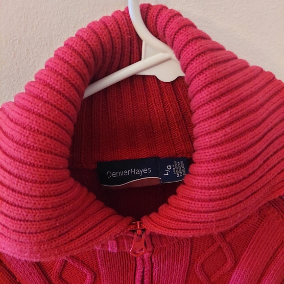 Red knit zip up sweater - Picture 2 of 9